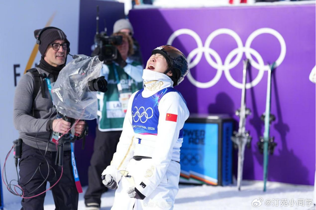 周末偶遇徐梦桃徐梦桃：“每一位女性都可以做自己人生中的指南针。我们有坚定的理想，