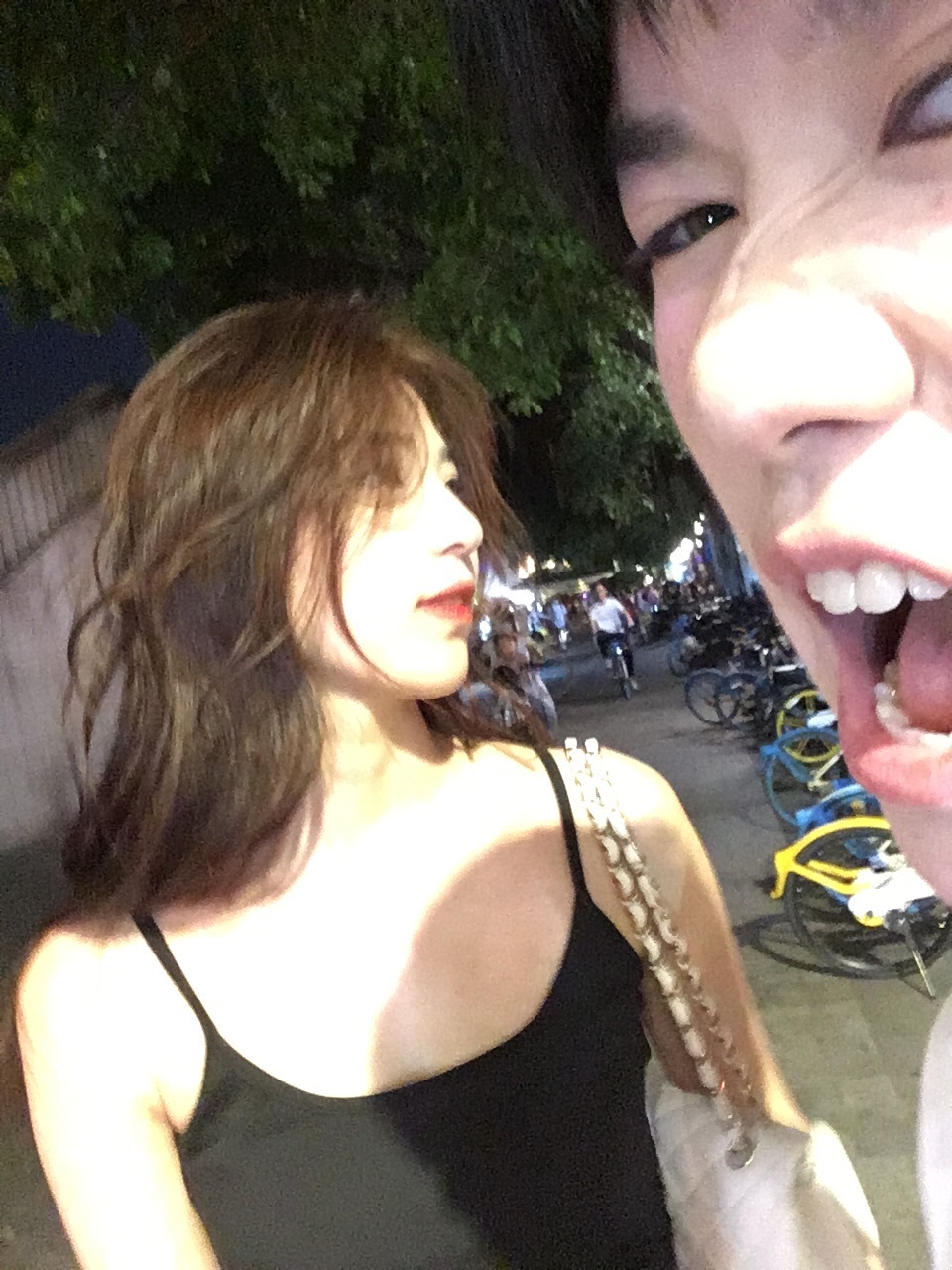 美丽废物在家待业 也要保持美好心情呢！ ​​​