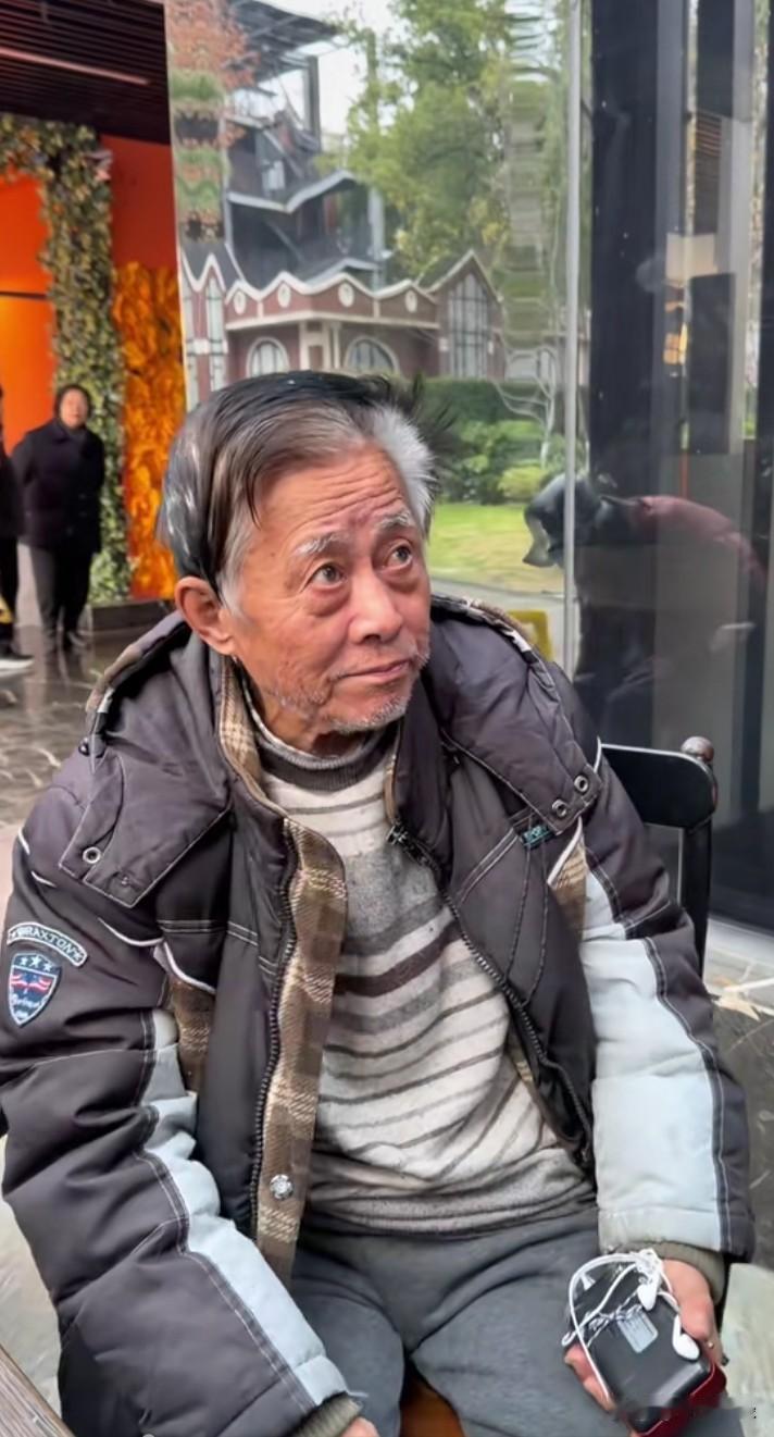 “倘若明年上海建工股价涨不到4元，即便跌到1元我也割肉”……
股市风云变幻、暗藏