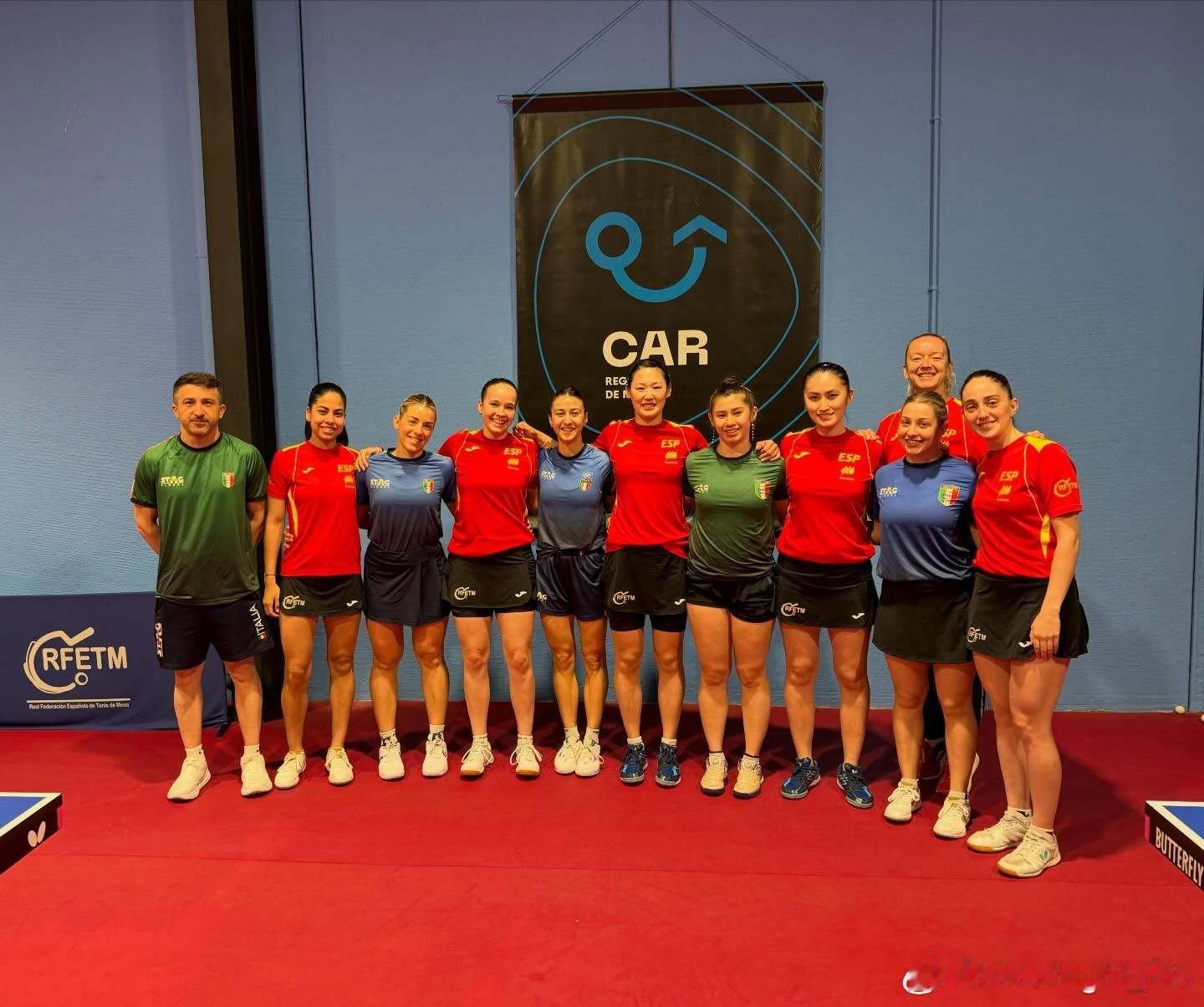 西班牙女队和意大利女队共同训练🇪🇸🤝🇮🇹 