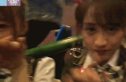 几个爱当女明星的小姐妹（存疑，貌似有几两精神瘠薄）捣鼓捣鼓几个月，以为能上演一出