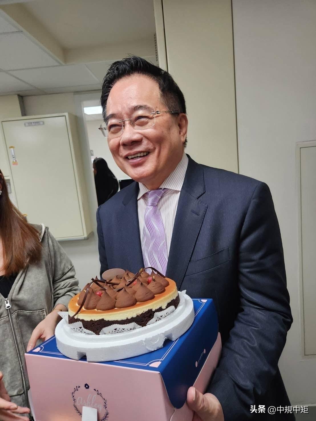 蔡正元：感谢大家的送行

蔡正元昨天（19日)在脸书发文表示，感谢寰宇电视台和环