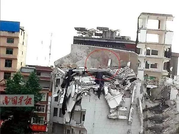 平南一民房倒塌，多人伤亡引关注

11月21日15时许，广西贵港市平南县大安镇振
