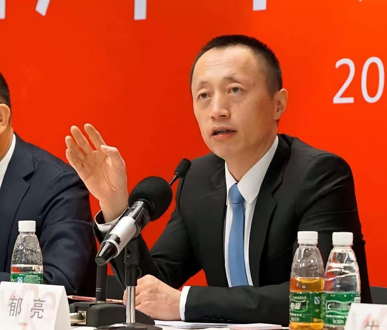 万科郁亮辞职退休了，但我感觉他善终不了

万科郁亮辞职退休了，可不少人觉得他未必