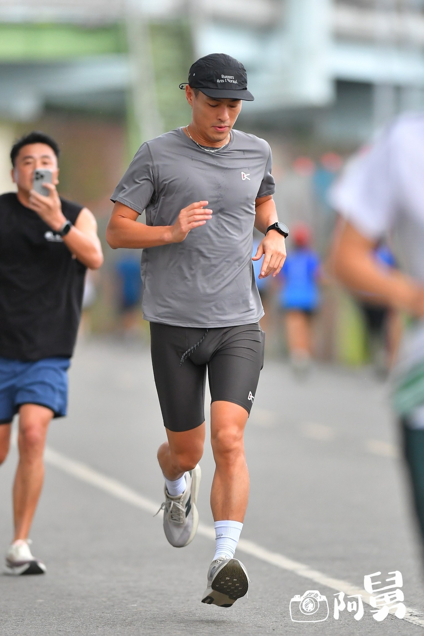 有摄影师分享参与路跑的杨祐宁🏃 ​​​