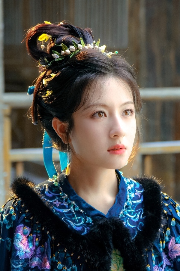 李兰迪朝雪录里真的太漂亮了美 而且脸很自然 有辨识度 ​​​