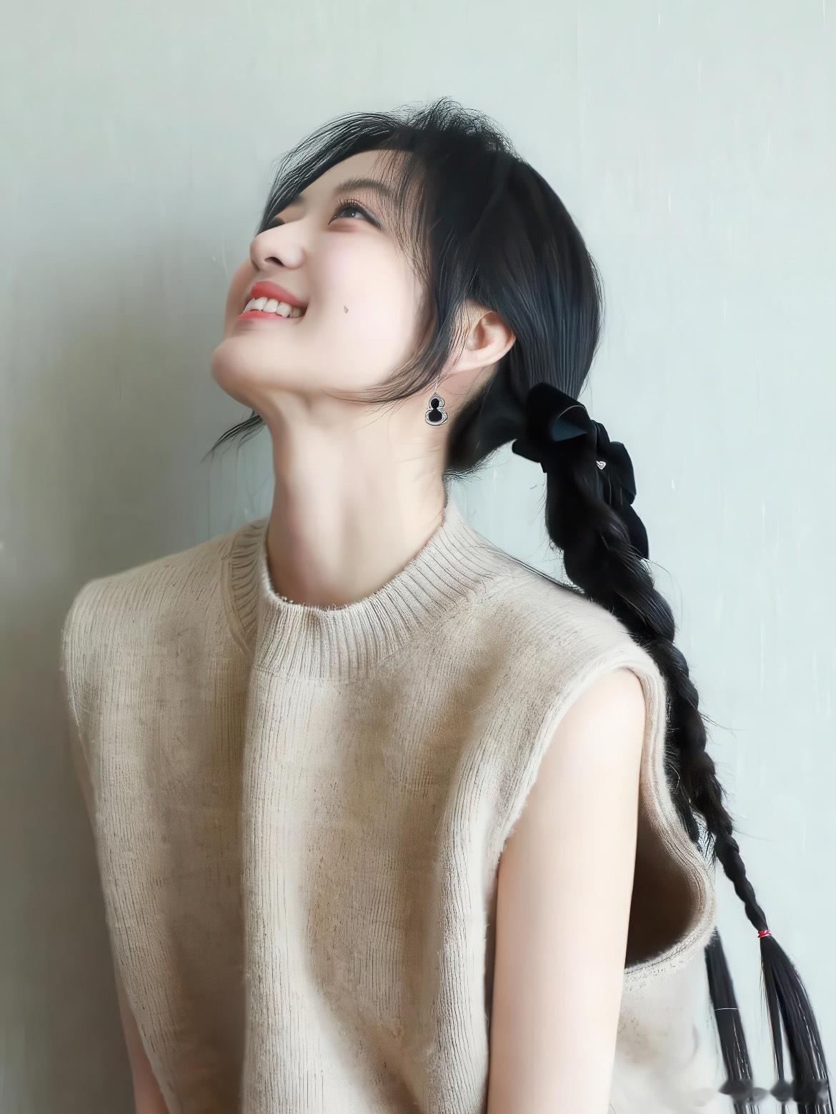 被孙千说了四次长得像她今天被孙千四次认证像她是什么体验？这位东北全智贤怕不是开了