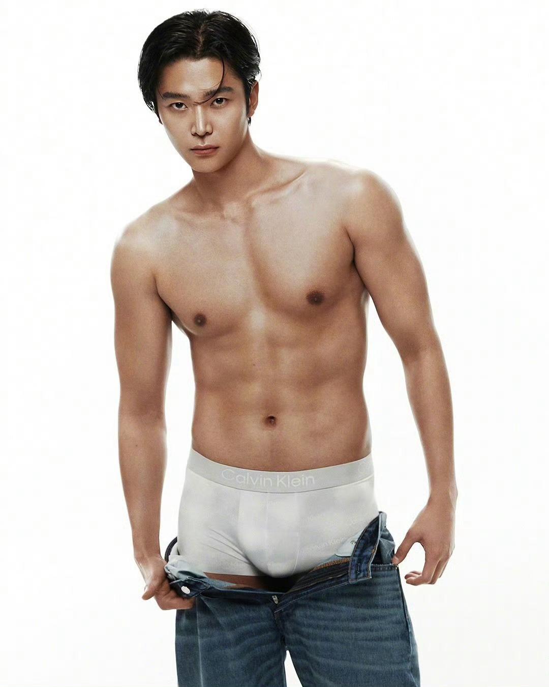 金路云✖️Calvin Klein ​​​