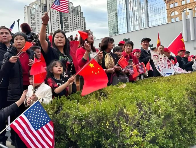 一位美国华人的感慨，最近戳痛了不少人的心。他说，华人精英移民到美国之后，不出两代