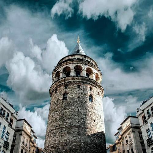 委内瑞拉的生存能力取决于内外多重因素，内部经济改革能否见效、外部盟友的支持力度，