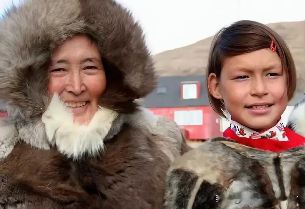 别被丹麦首相的眼泪骗了！上世纪60年代，丹麦政府干了件禽兽不如的事。


超过4