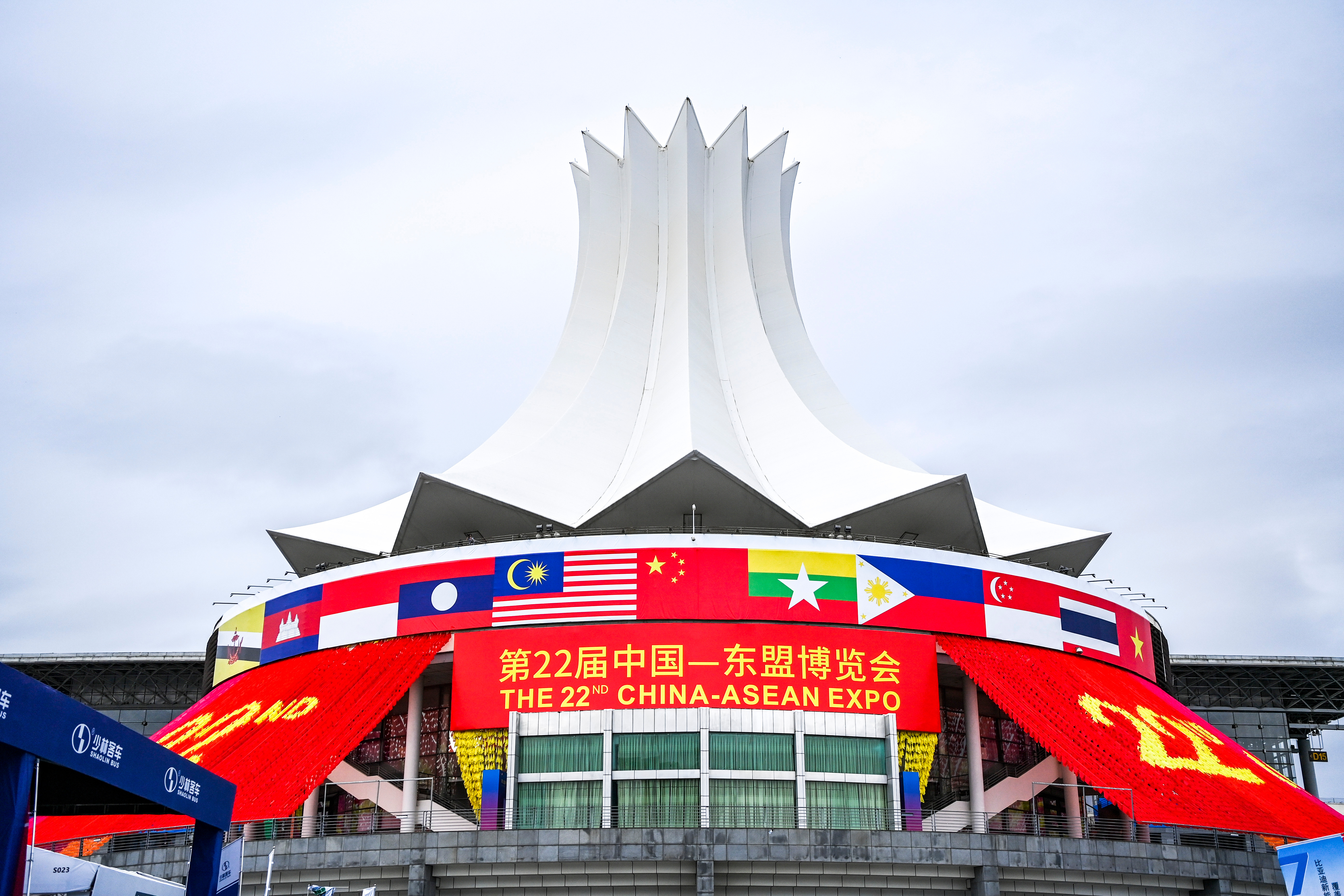 日本外务省2025财年海外涉日舆论调查显示，中国以22%成为东盟民众最信赖国家，