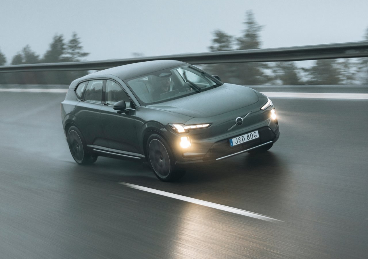 沃尔沃ex60沃尔沃  2027 Volvo EX60是XC60燃油车的纯电继任