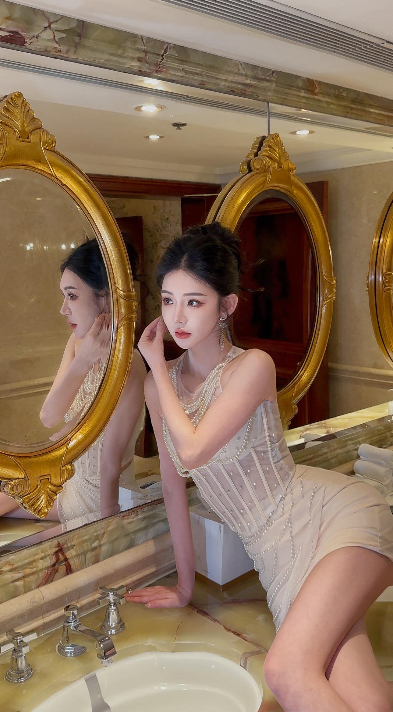 活的像个sb