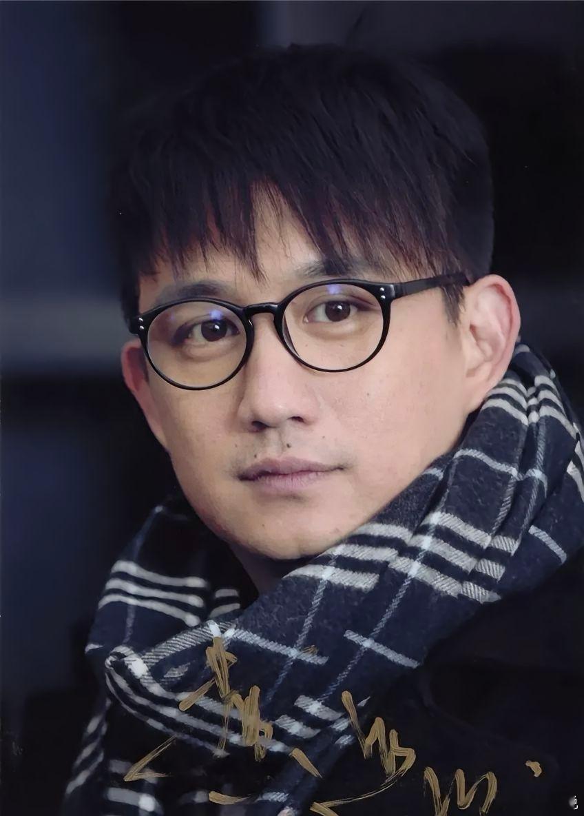 黄磊是大厨的人设都是搞出来，但凡有一点厨艺的人都知道，黄磊都是装出来的 ​​​