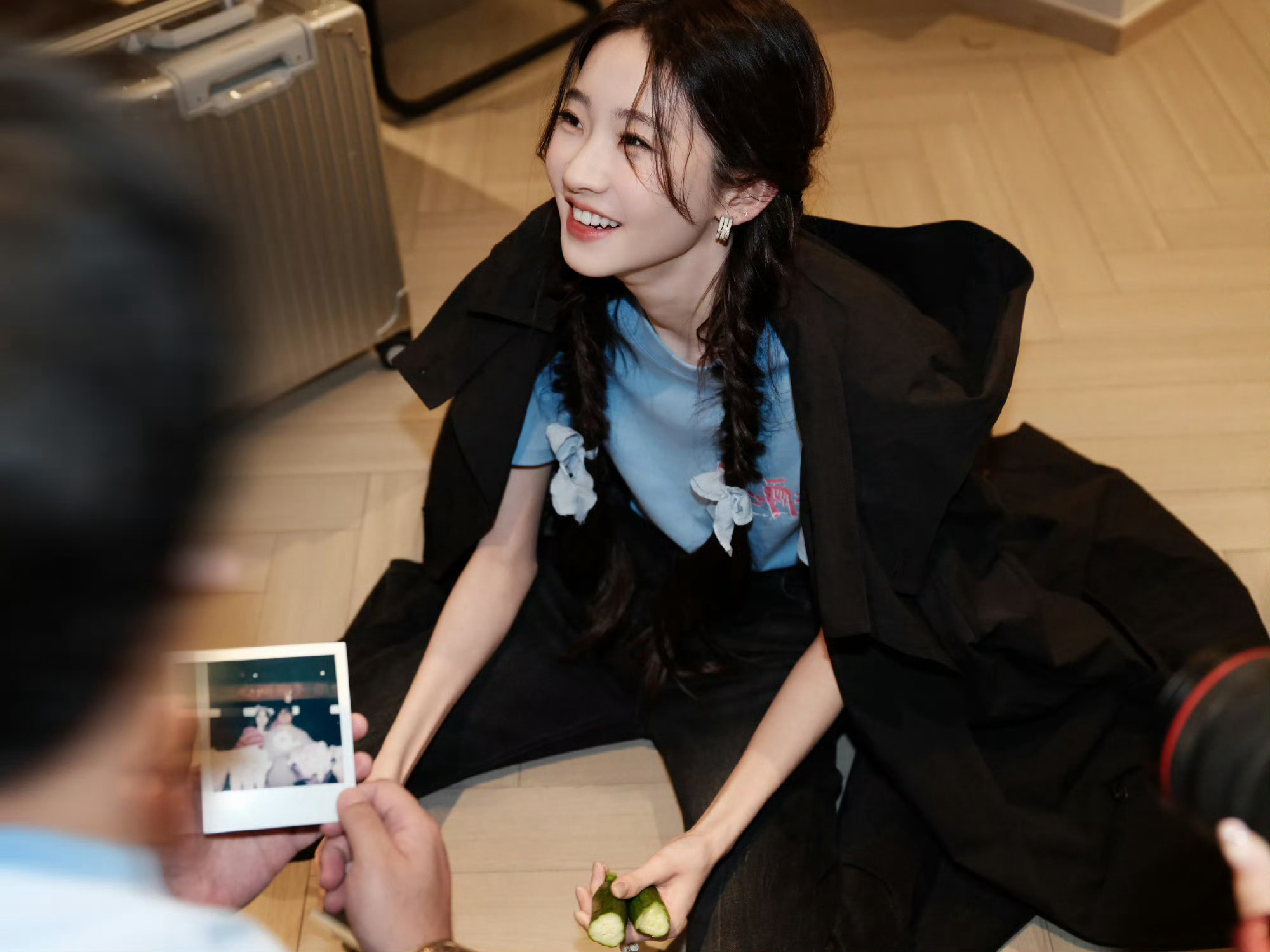 张艺凡的出厂设置里有饭撒吧张艺凡简直是天生饭撒小天使！路演互动甜度拉满，孙艺洲神