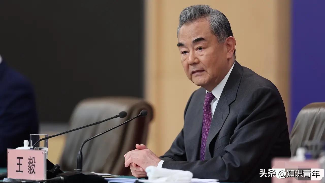 中国和荷兰谈妥了

没想到荷兰新政府上来之后，第一件事情便是缓和和中国的关系！