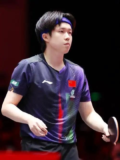 王楚钦3-0横扫，晋级八强！

刚刚结束了一场WTT重庆冠军赛男单1/8决赛，男