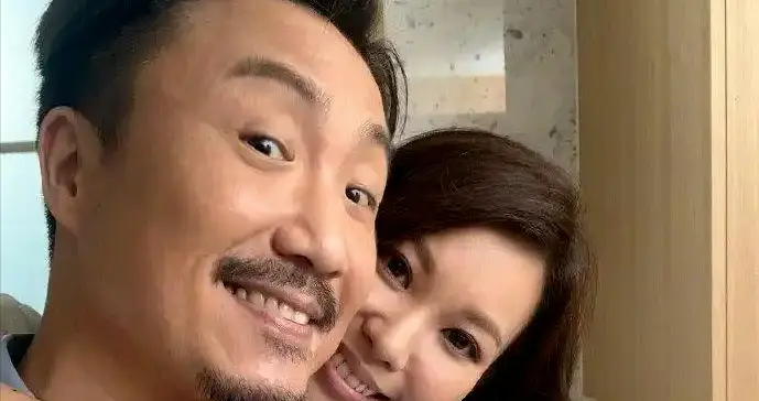 郑中基发表申明，首次承认正办离婚手续！