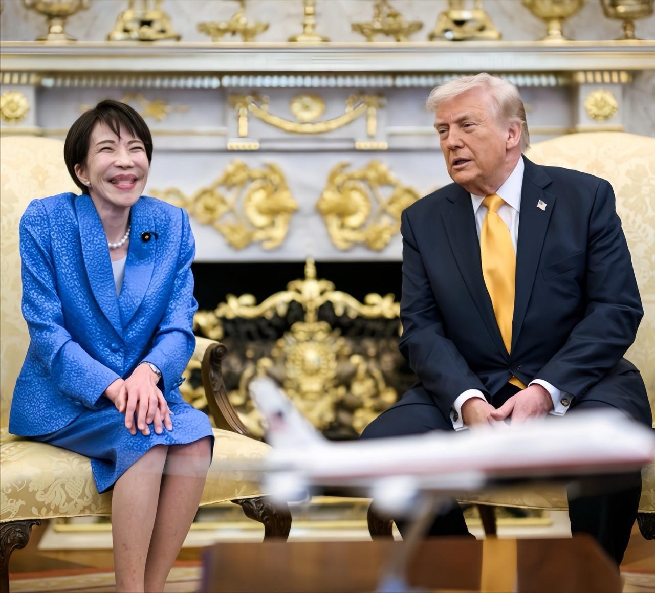 日本《朝日新闻》在5月14日发表社论，表示“对中美迈向G2体制的忧虑加深”，暗示