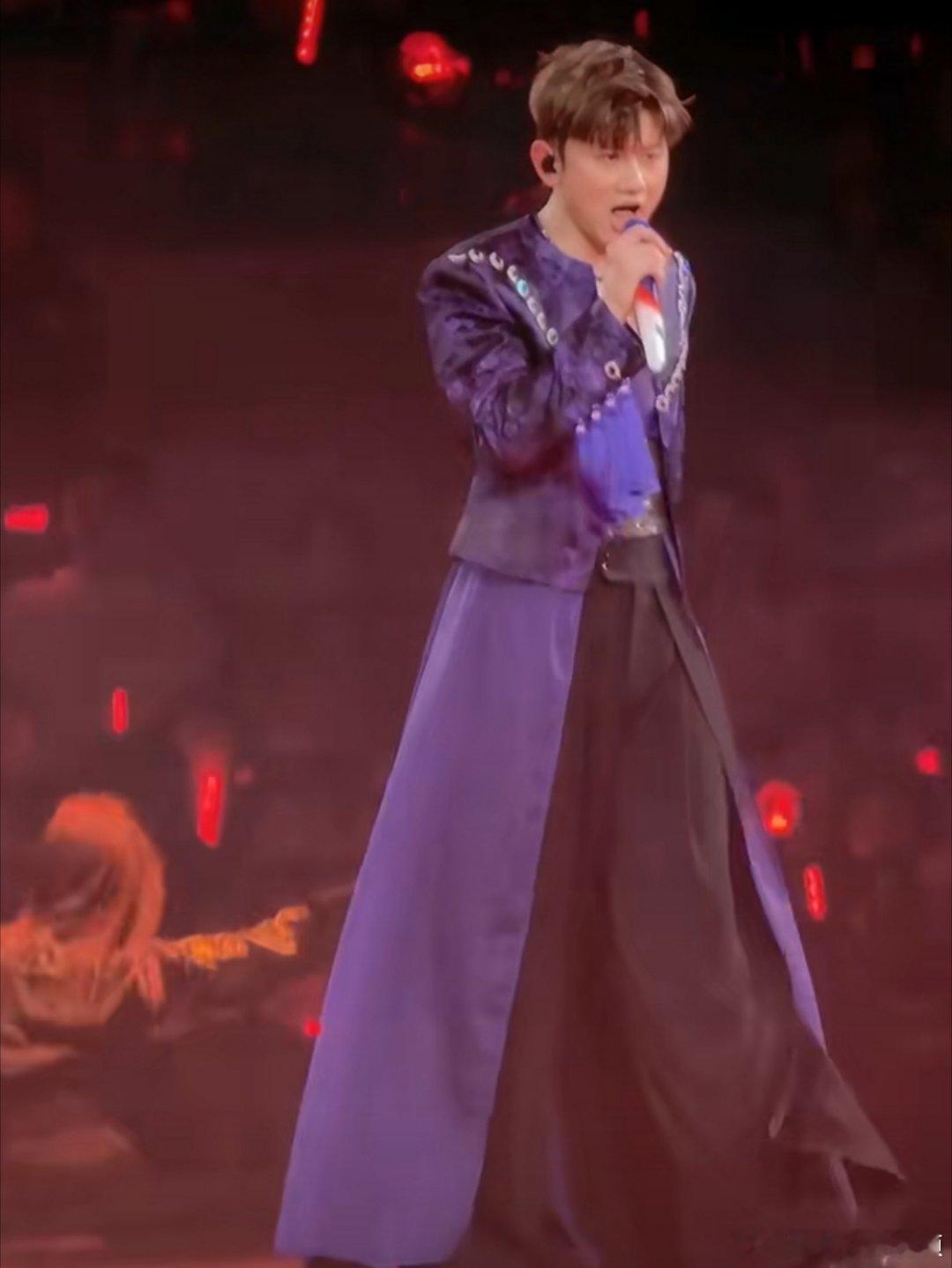 新春九场《蜀道难》轰炸！张杰高音穿透力绝了，live控狂喜🥳张杰的蜀道听上去不