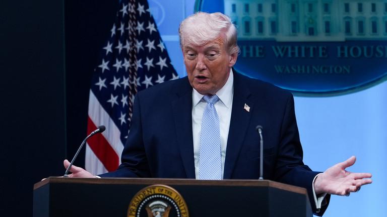 美国总统特朗普已暂停即将对伊朗能源基础设施发起的攻击，宣布停火两周，以便根据德黑