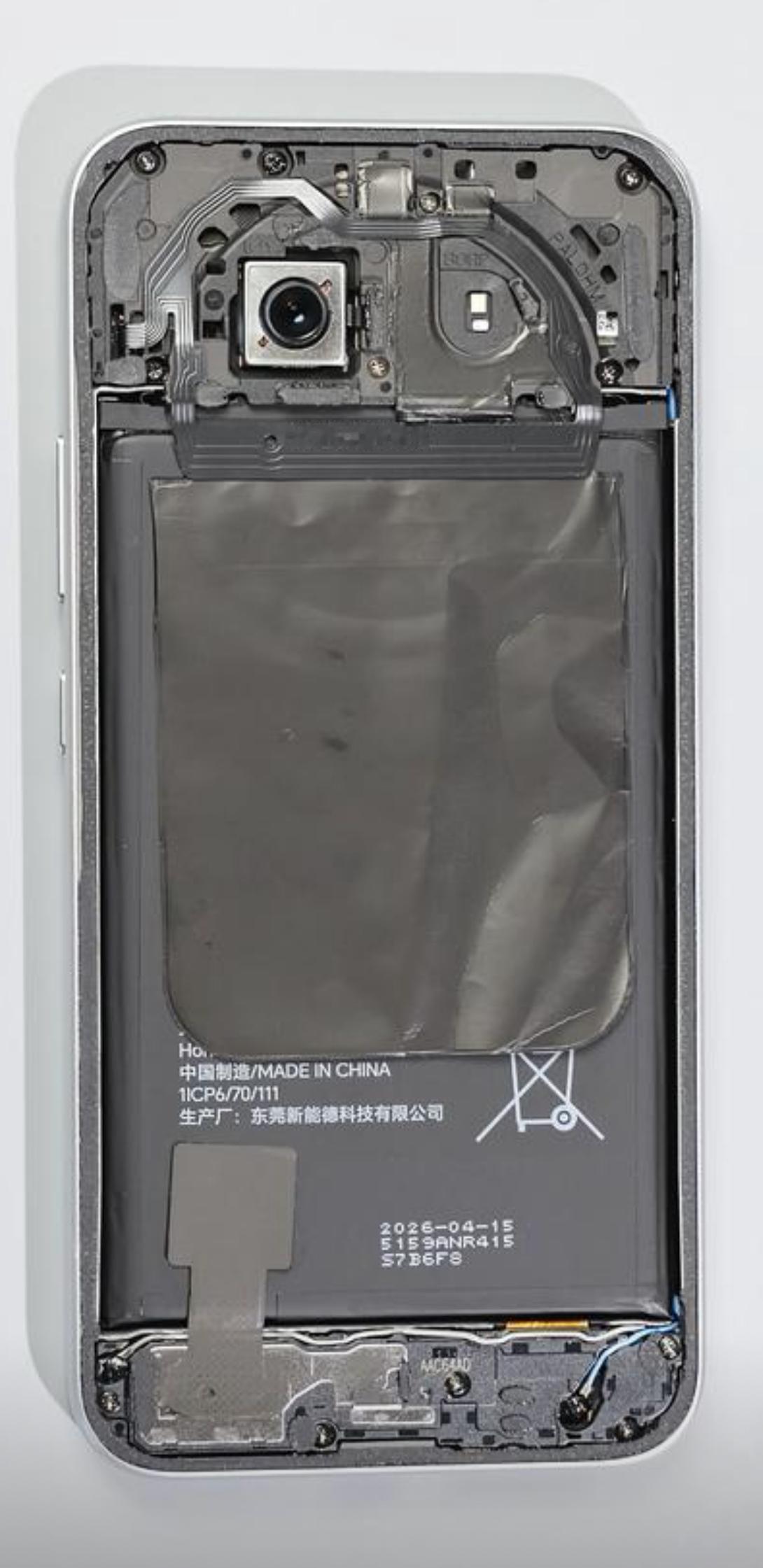 如今的千元智能手机市场，同质化现象愈发严重，多数机型在续航、配置、做工上难有突破