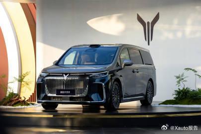 纯电续航350公里智能超混MPV 2026款岚图梦想家于9月15日上市并开启交付