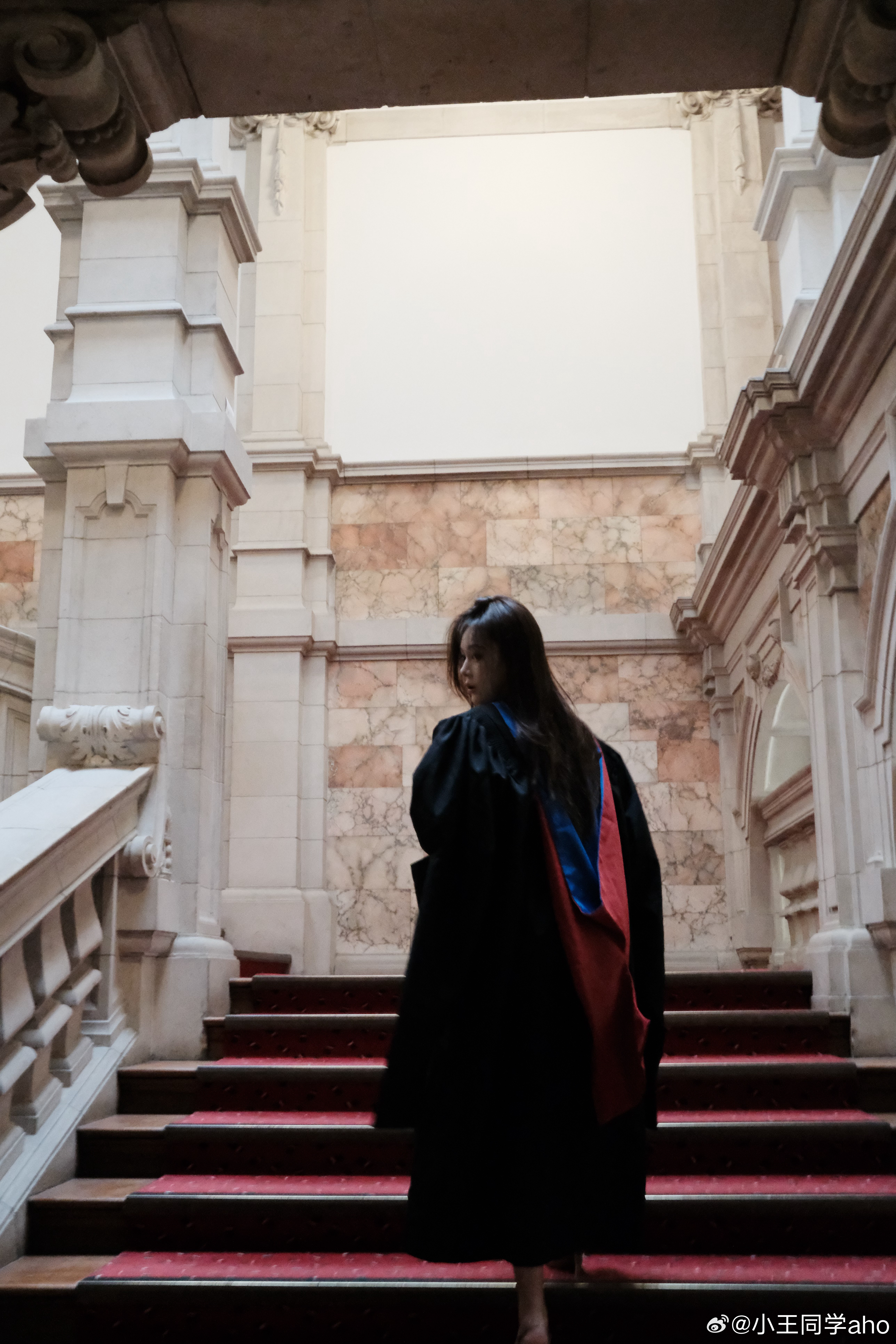 迟来的毕业照 升级硕士🎓这个书先读到这啦！ ​​​