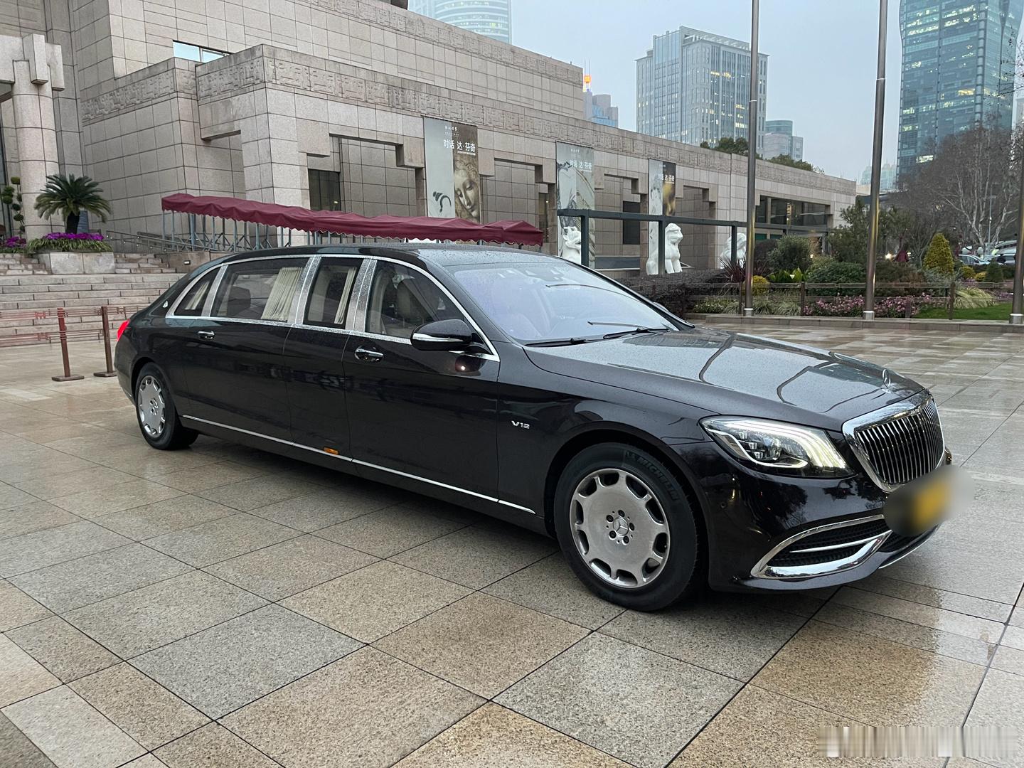 帕加尼老爷子在上海不用坐地铁了[喵喵] ​​​