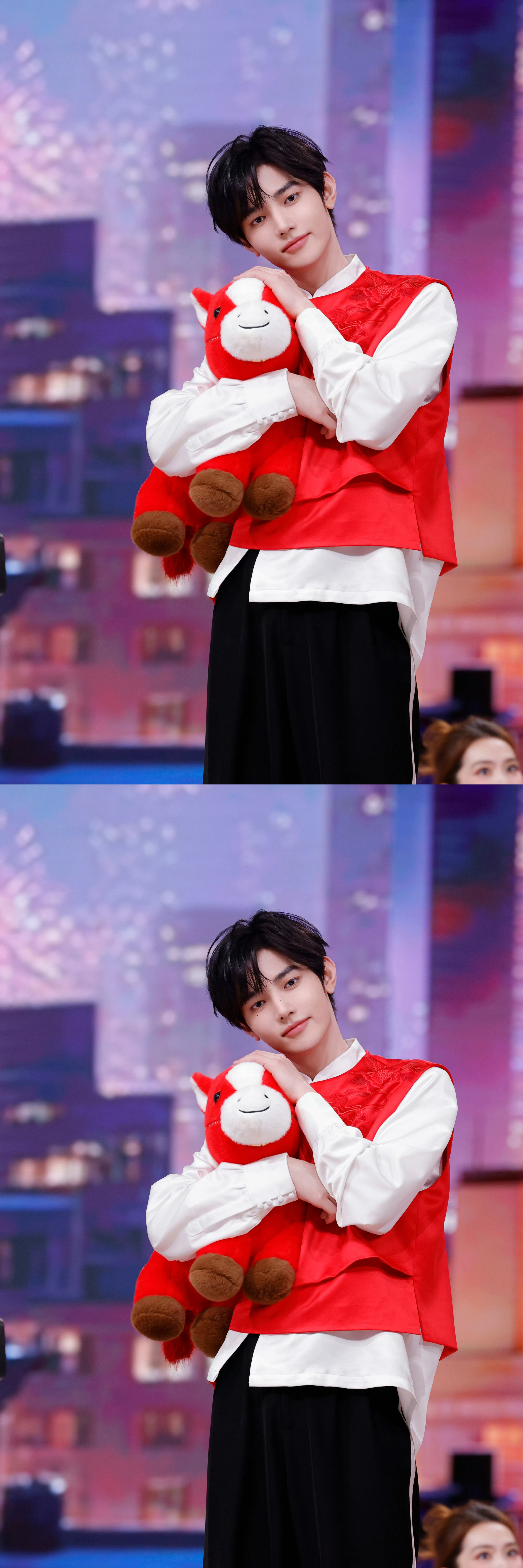 章昊你好星期六 预告照 红衣福娃章昊好萌好可爱