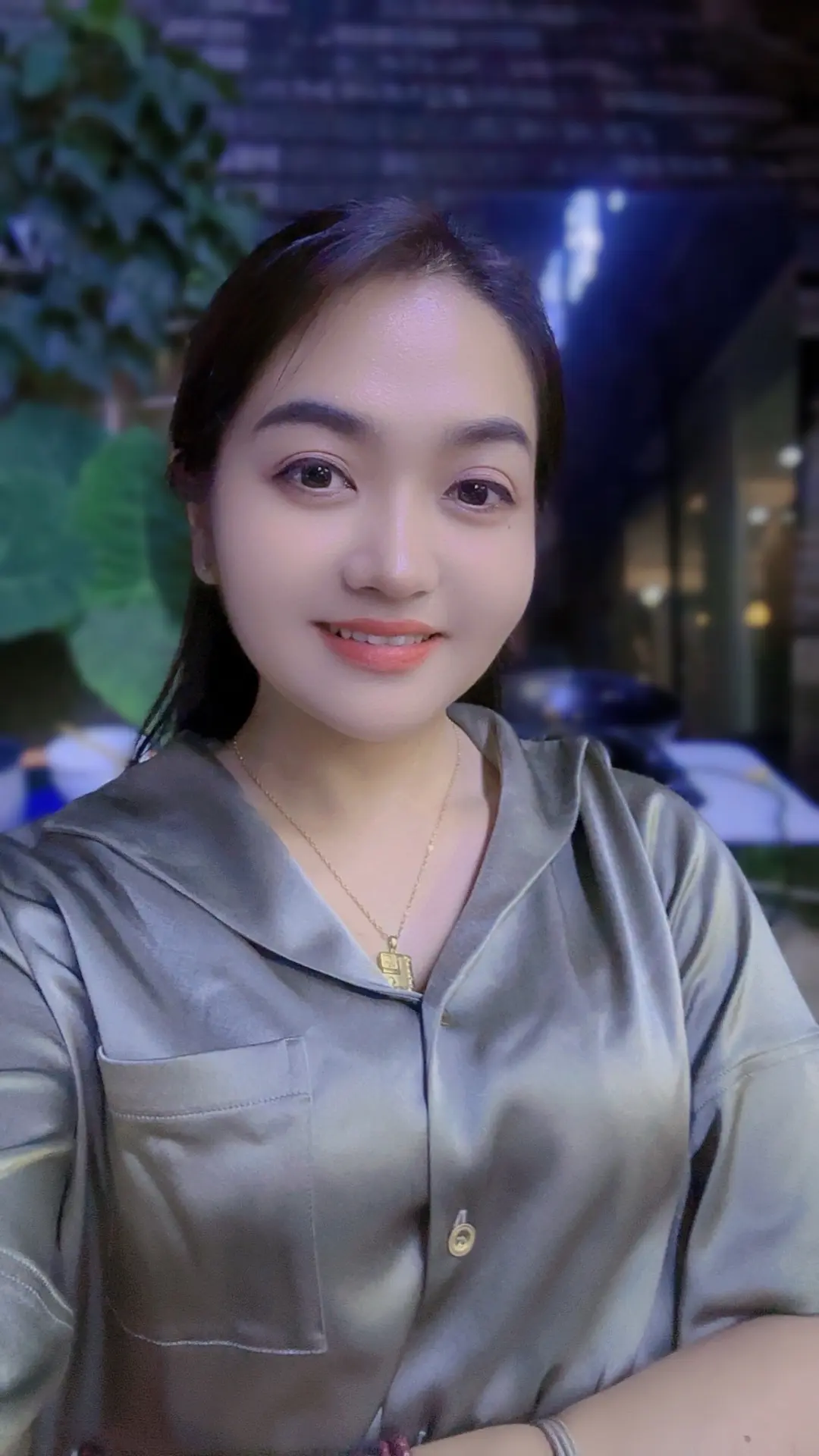 赚钱就好 、其它都俗 ，你穷 、什么都克你 ！只有努力赚钱 才能克天 ...