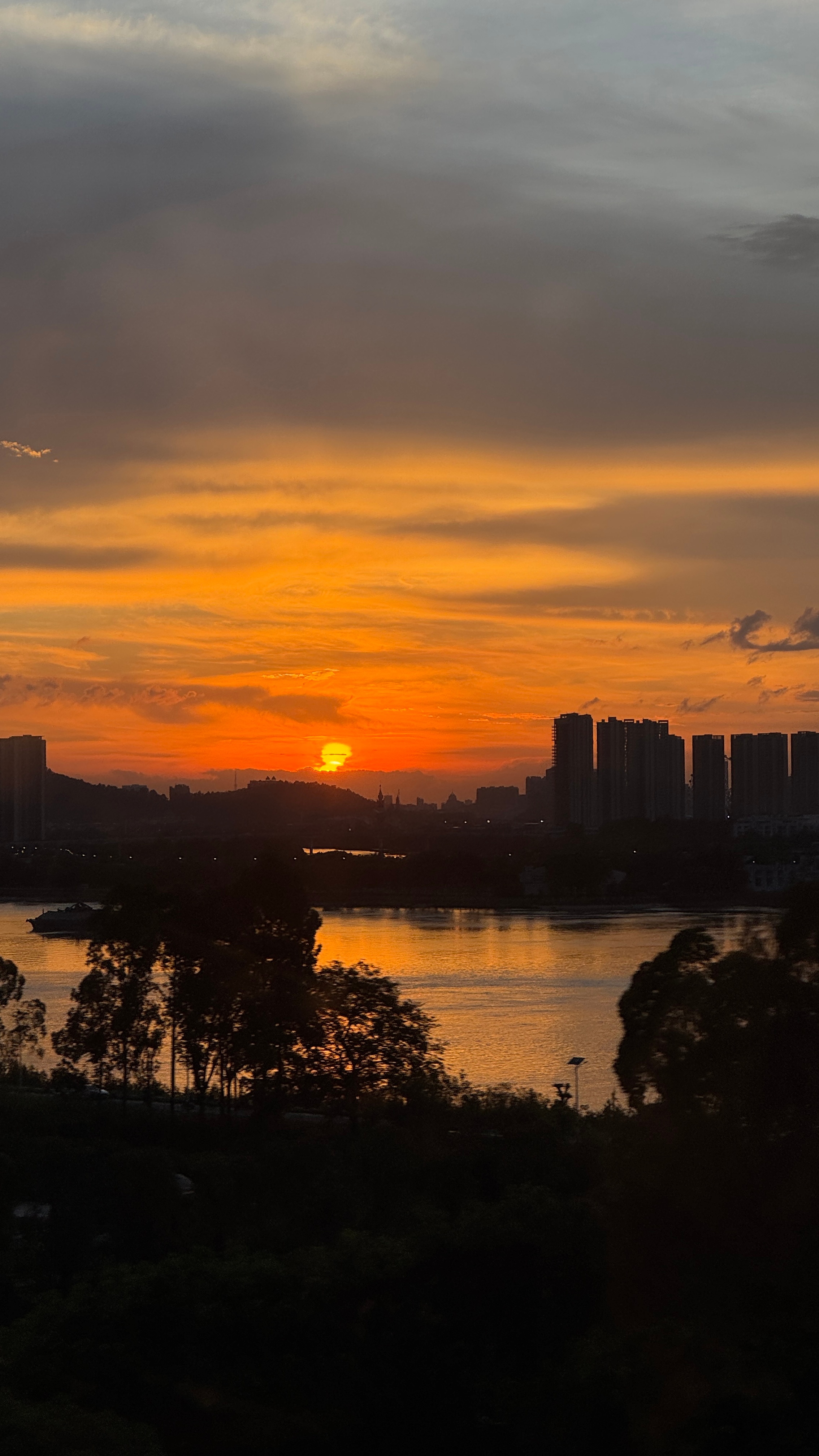 日落时分🌄 独加记一 ​​​