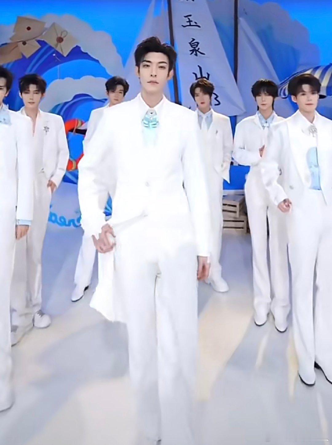 卜凡团播跳eiei卜凡再跳eiei 卜凡团播跳eiei，何意味啊 