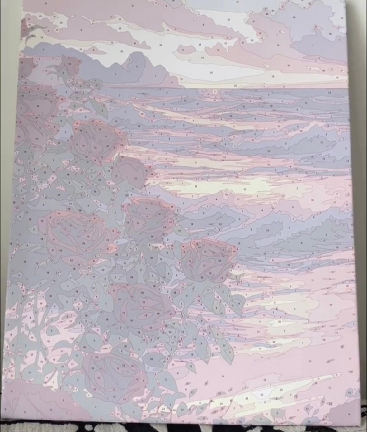 小美准备了一个月的绘画作品出炉啦[打call]（虽然画的很不好哈哈哈）但是按耐不