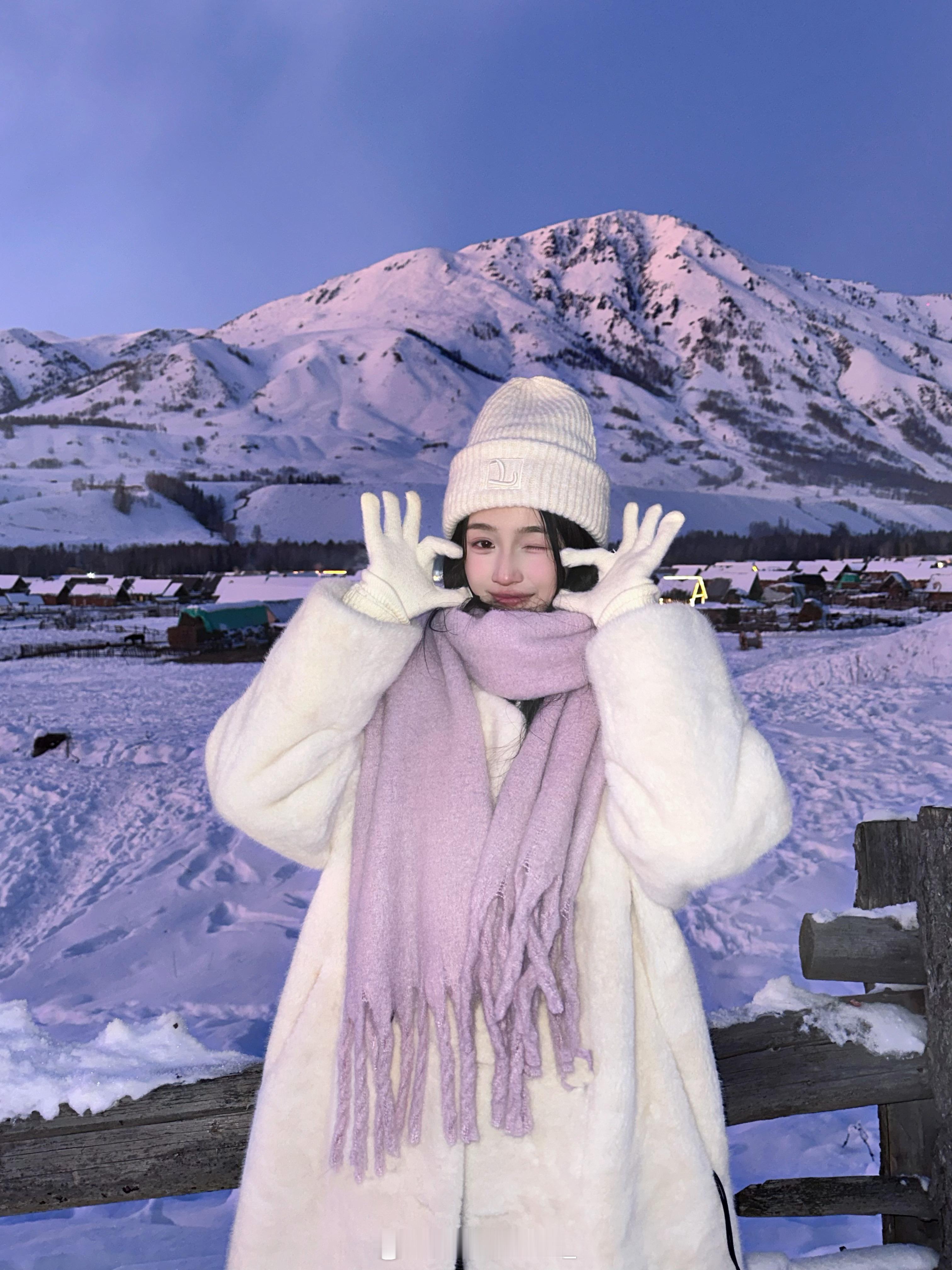 此刻 来年 都幸福💗 