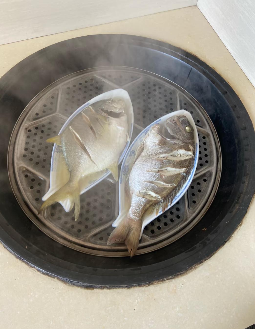 还是咱们的古人会给菜起名字，只看一眼，你就应该能叫出这道菜的名称！