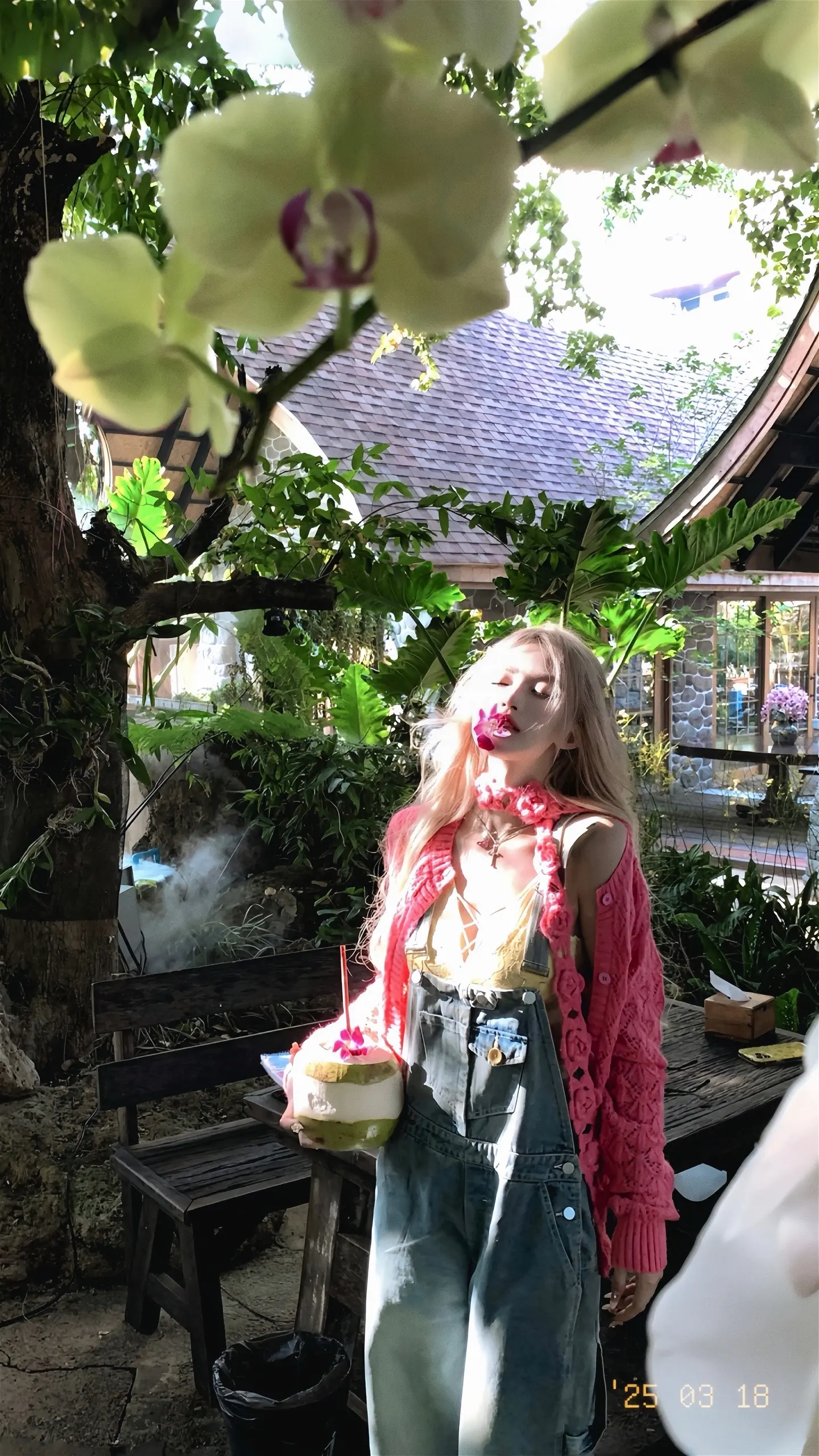 前路漫漫亦灿灿 往事堪堪亦澜澜。