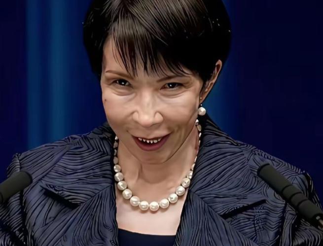 刚从美国回来，高市早苗就收到坏消息，日本网友炸了：中国为何不请我们？

高市早苗