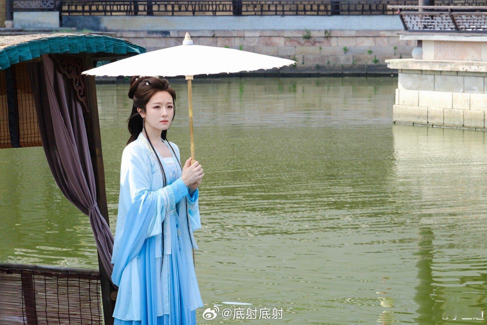 李兰迪[爱慕][舔屏][舔屏][色][色][舔屏][舔屏][舔屏][舔屏][色]