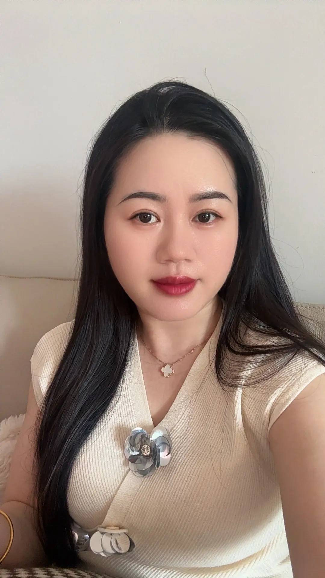 沉默不是没有情绪，而是感觉没有再说的意义。