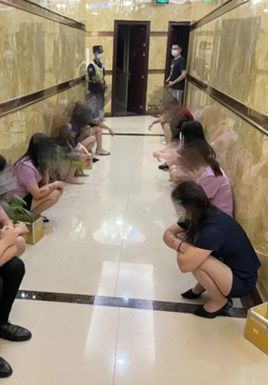 嫖娼处罚新规中，五个重点一起了解下，但我更希望，所有人都不需要被帮到。

1.嫖