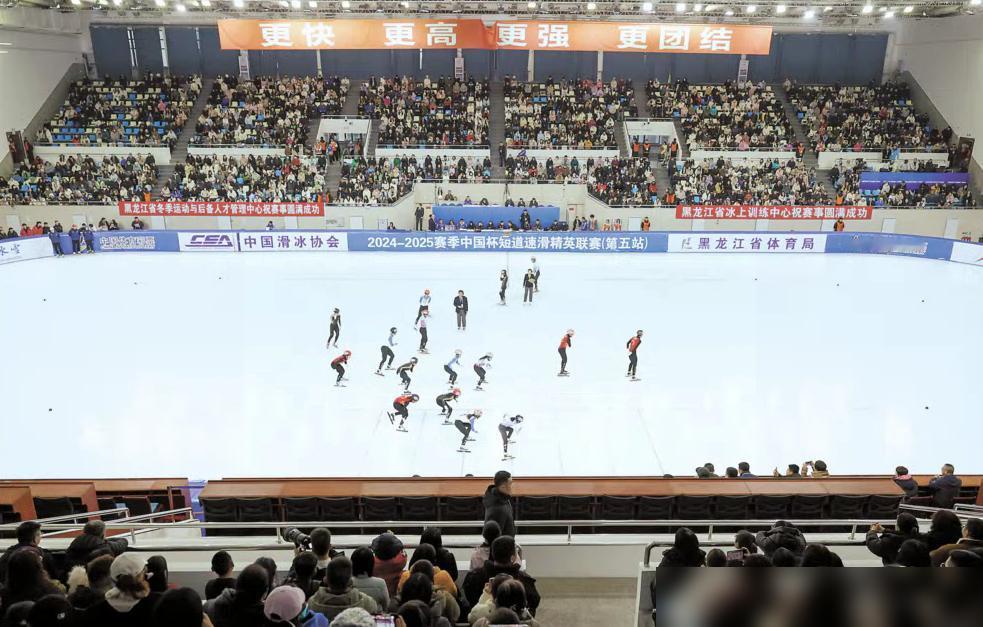 11月17日，中国杯短道速滑精英联赛第五站，3个“没想到”
​
没想到，任子威在