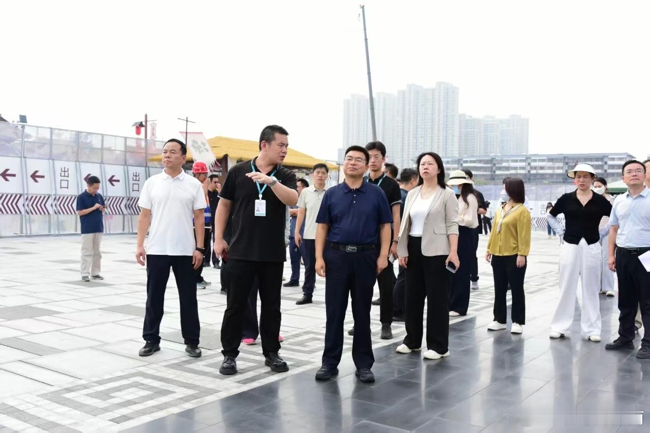 让历史在烟火中绽放：论洛阳市老城区人民文旅发展的温度和密码 当晨光穿透丽景门的飞