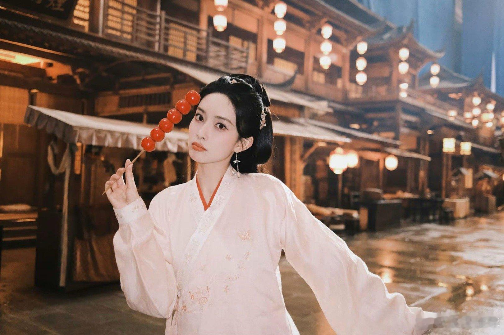 孟子义九重紫双世因果海报  看到孟子义新剧《九重紫》双世因果海报也让人很好奇剧情