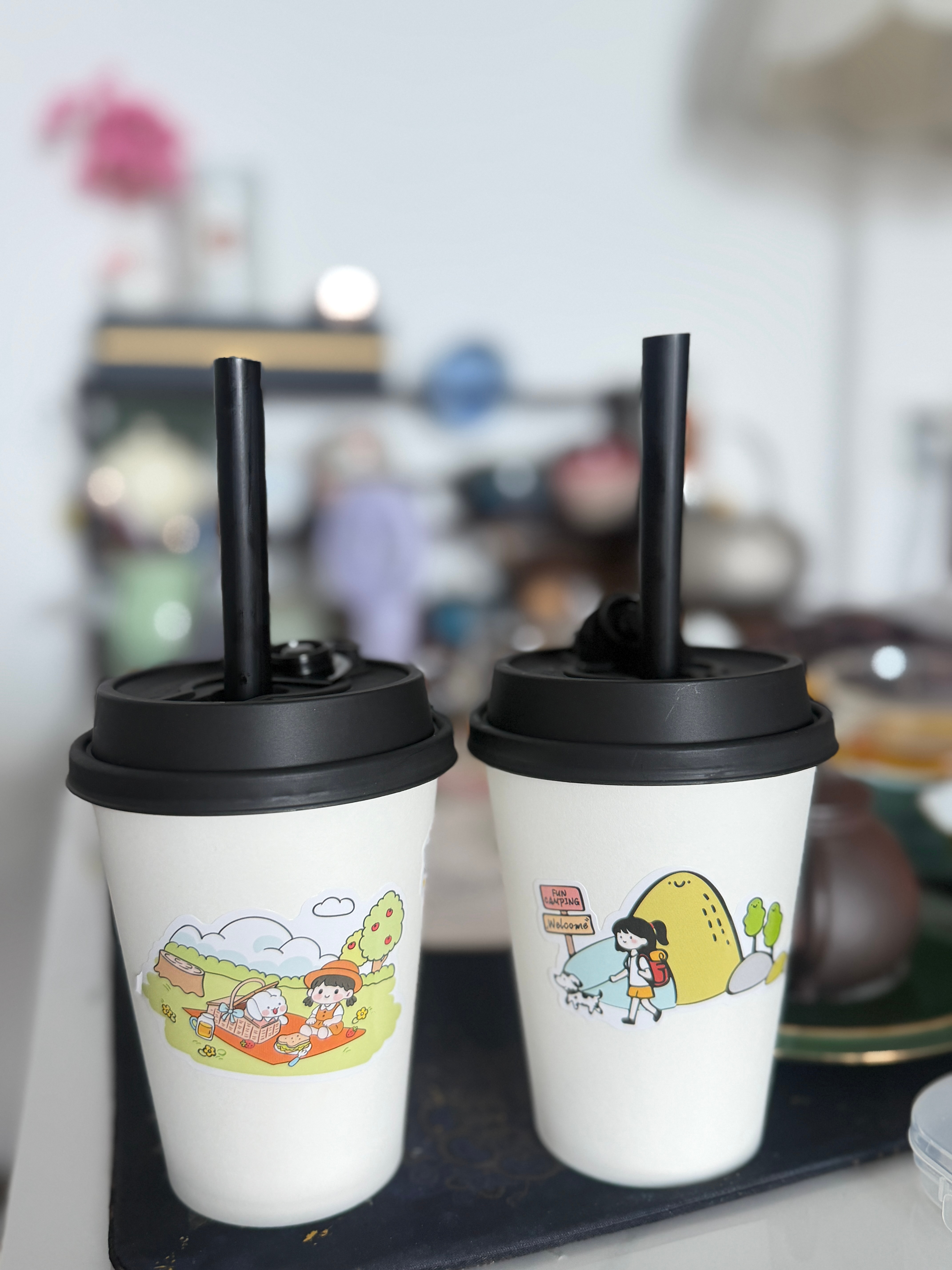 秋天的第一杯奶茶是我妈做的猪猪奶茶😋 