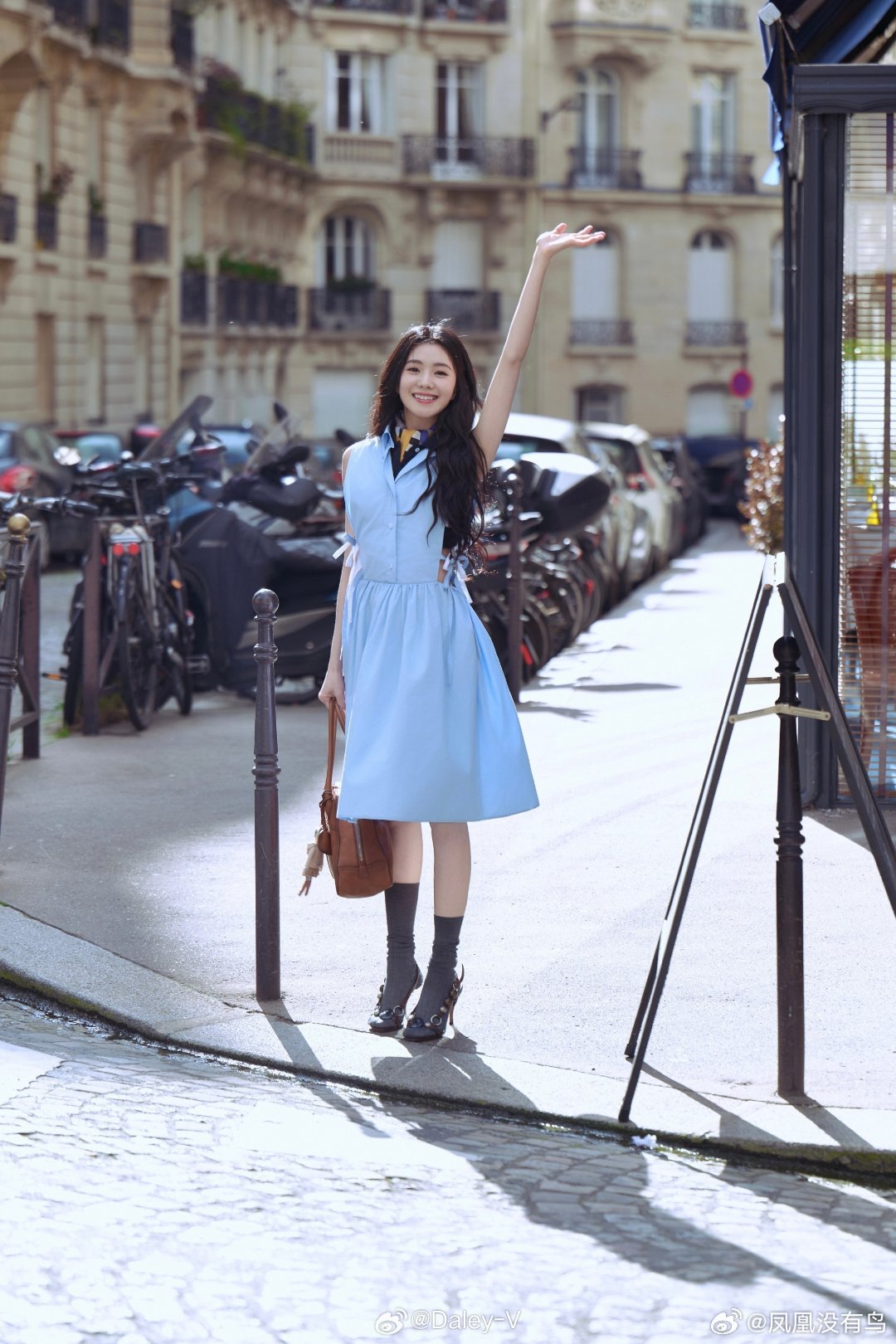 妈耶，好明媚看着就会让人心情变得好的刘浩存 