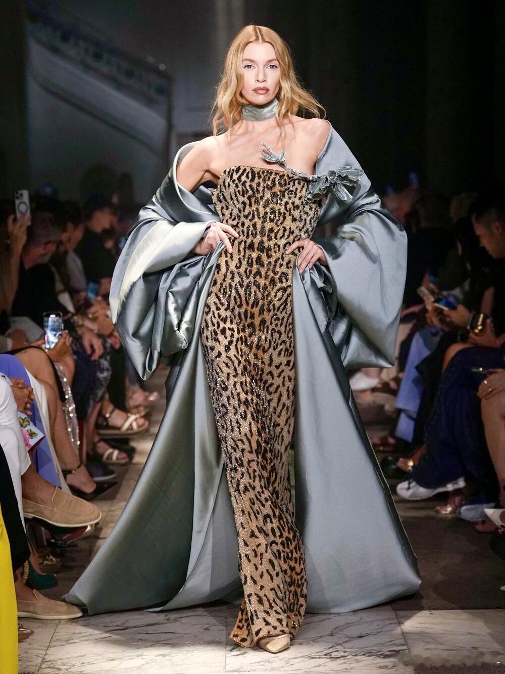 ElieSaab 2025秋冬高定，太好看了，看内娱谁先上身[点赞] ​​​