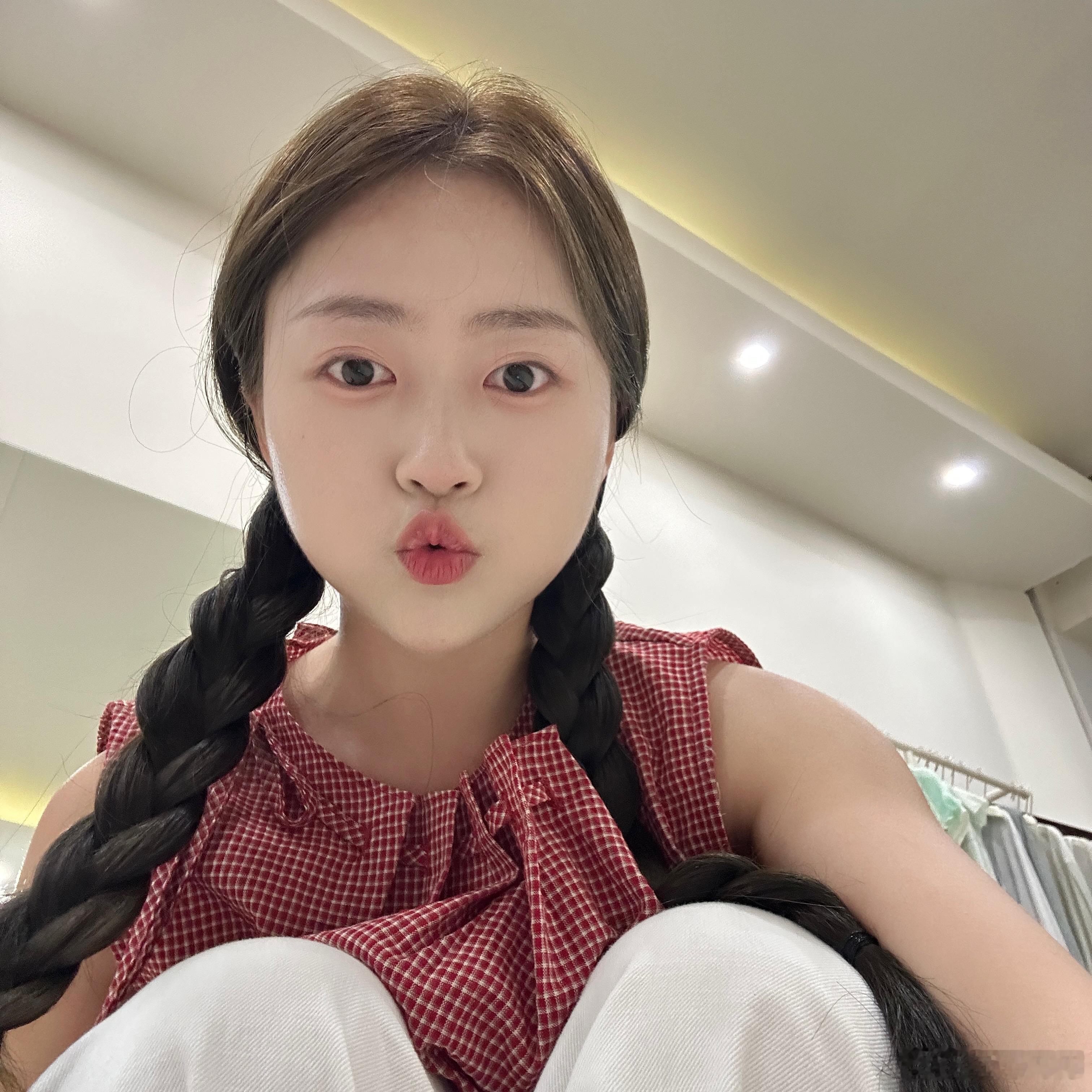 四宫格🤳 丽水·REN WAN WAN