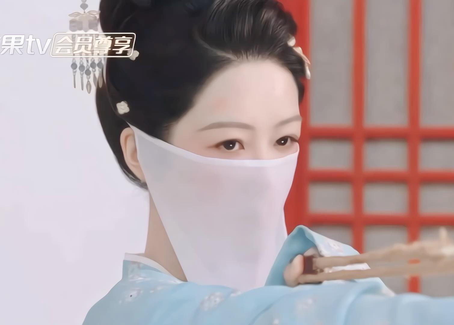 就这个何惟芳爽 